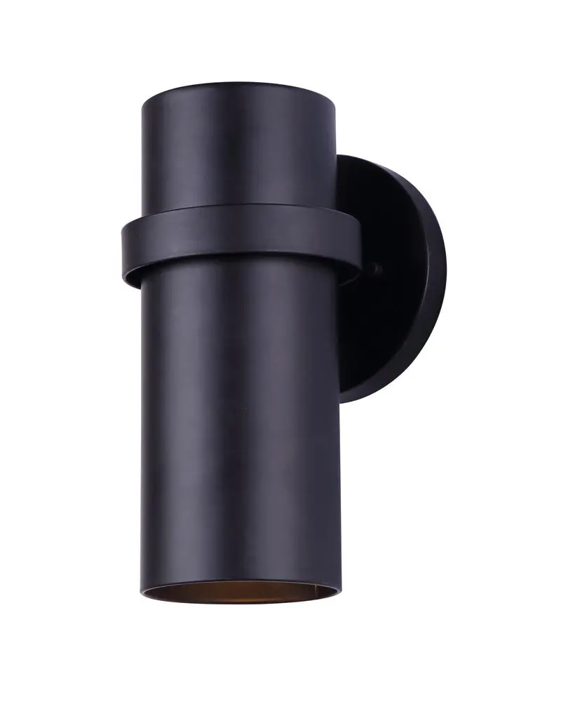 Canarm Gavi Matte Black Outdoor Wall Light – Sleek, Durable Exterior Fixture (IOL516BK)