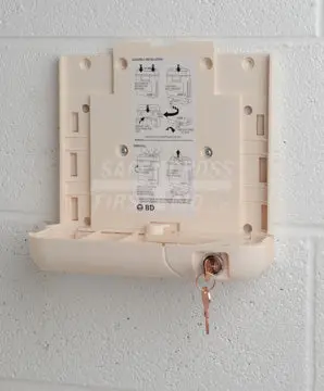 Safecross Wall-Mount Sharps Container Bracket – Compatible with Models #14547 & #14552